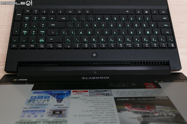 【採訪】商務外型 電競內在 Gigabyte Aero 15 正式在台上市