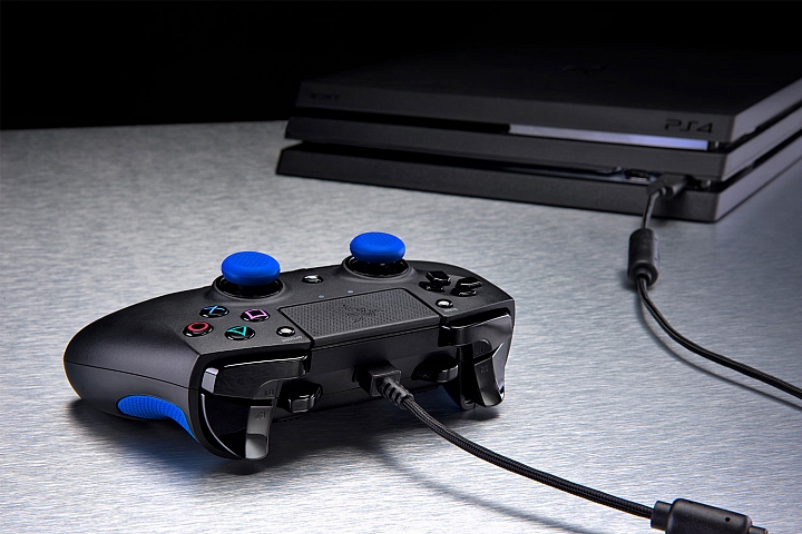 為PS4誕生的蒼藍雷獸 Razer RAIJU開箱試用分享