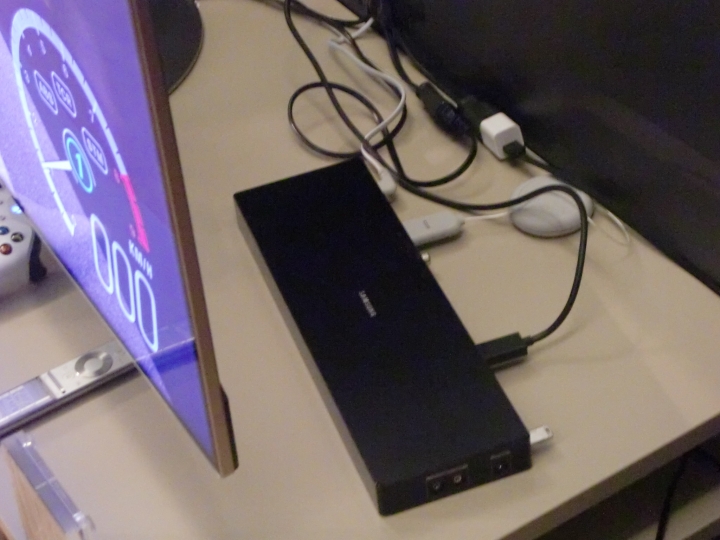 QLED電視 vs OLED電視,你的選擇是?
