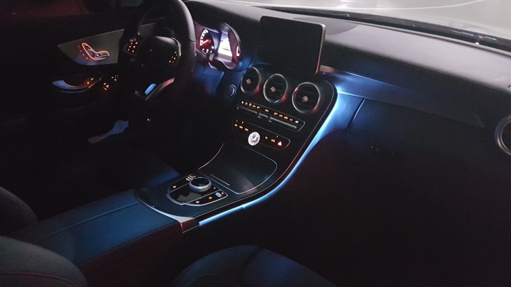 遲來的BENZ C250 COUPE 開箱跟預關箱