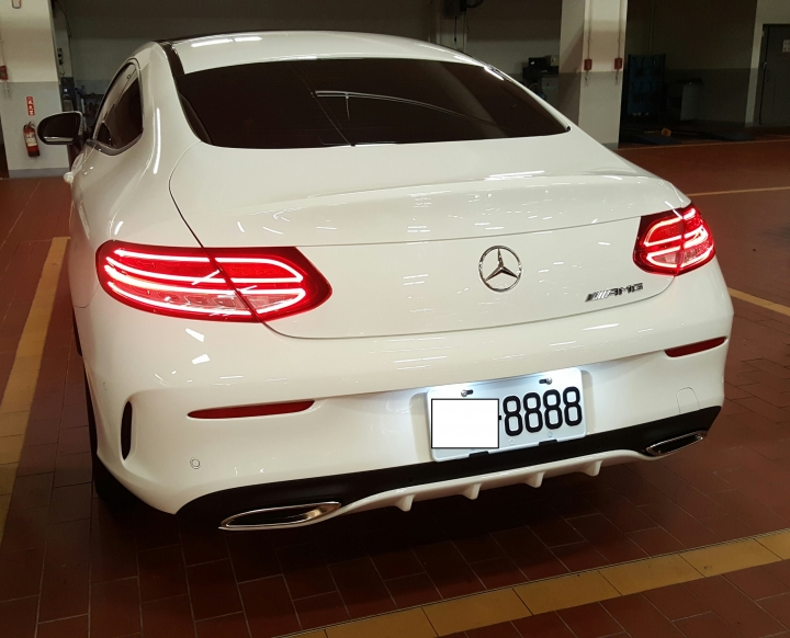 遲來的BENZ C250 COUPE 開箱跟預關箱