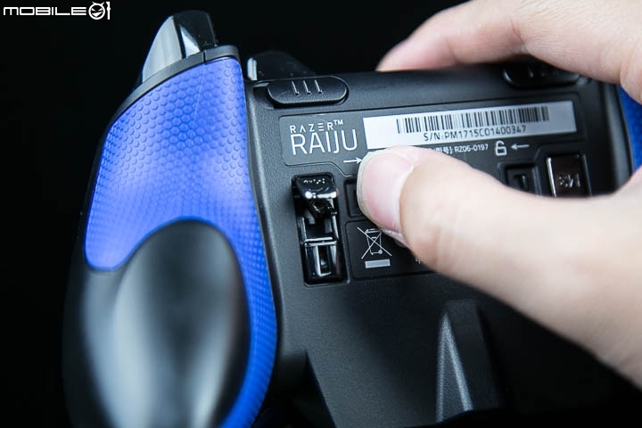 為PS4誕生的蒼藍雷獸 Razer RAIJU開箱試用分享
