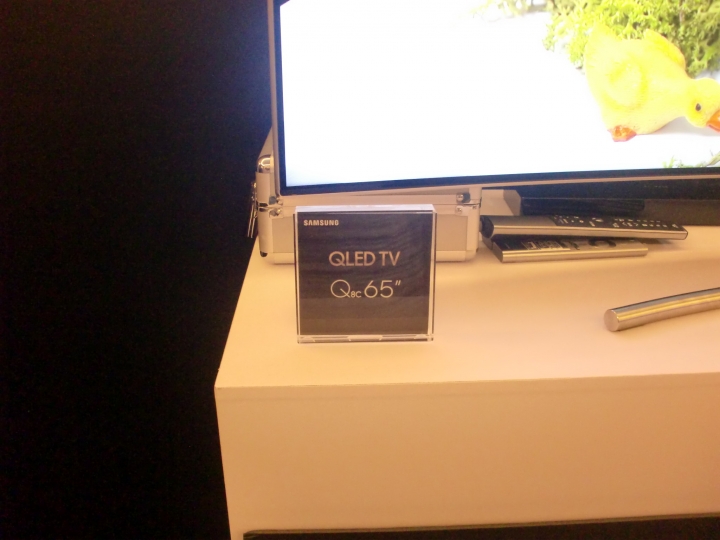 QLED電視 vs OLED電視,你的選擇是?