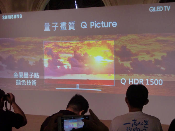 QLED電視 vs OLED電視,你的選擇是?