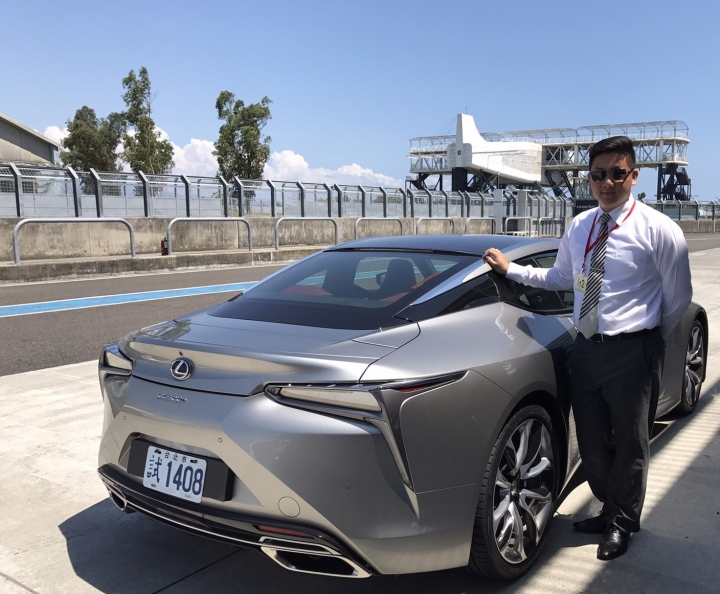 LC500試駕