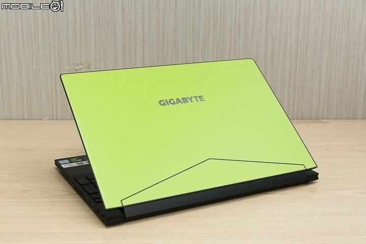 【採訪】商務外型 電競內在 Gigabyte Aero 15 正式在台上市