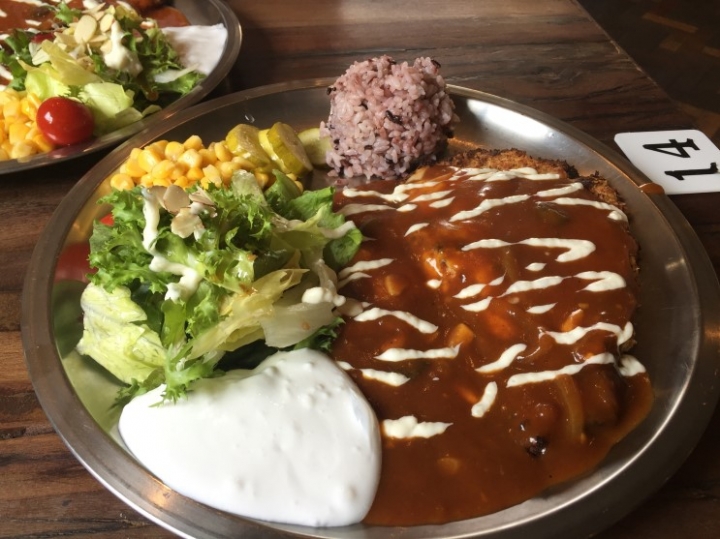 【愉快的大邱】 東城路-金光石小巷-壽城池-大邱前山(第一天)