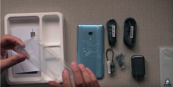 HTC U11 首購大樓 (含後續遇到問題回饋討論)