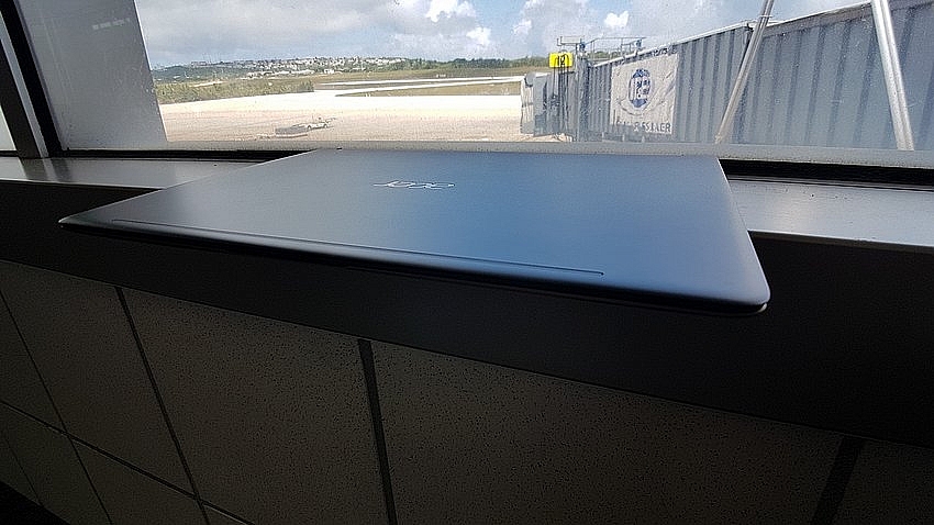 0.99cm極輕薄筆電 ACER SF713-51-M707 剁手心得