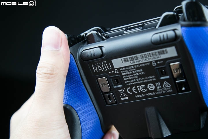 為PS4誕生的蒼藍雷獸 Razer RAIJU開箱試用分享