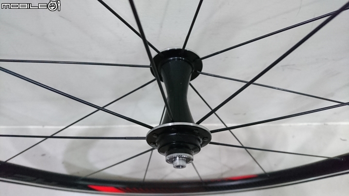 GIANT P-R2 公路車輪組(2018成車輪組) 支援 tubeless 外胎