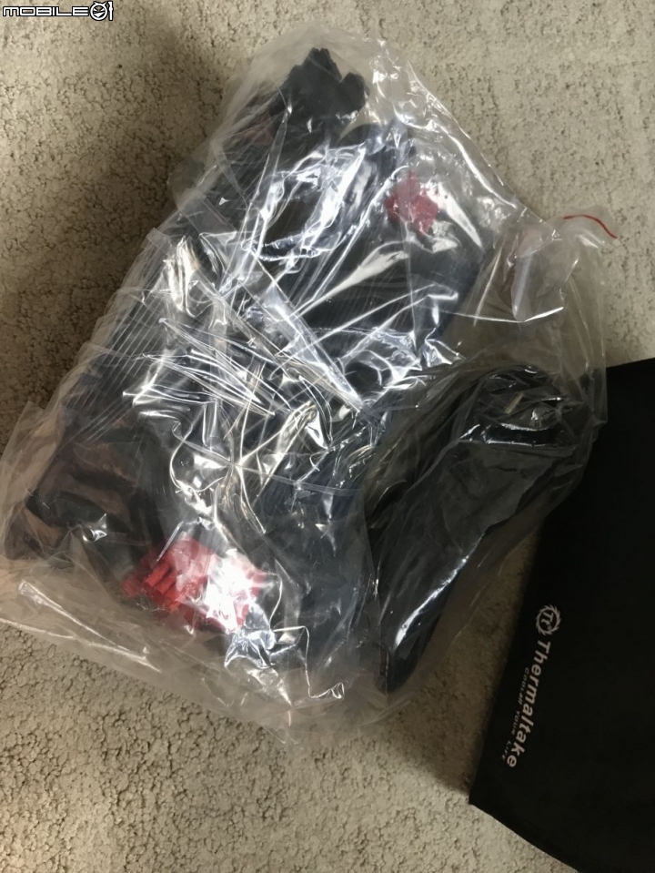 智慧溫控加RGB的好POWER TT Toughpower Grand RGB 650W