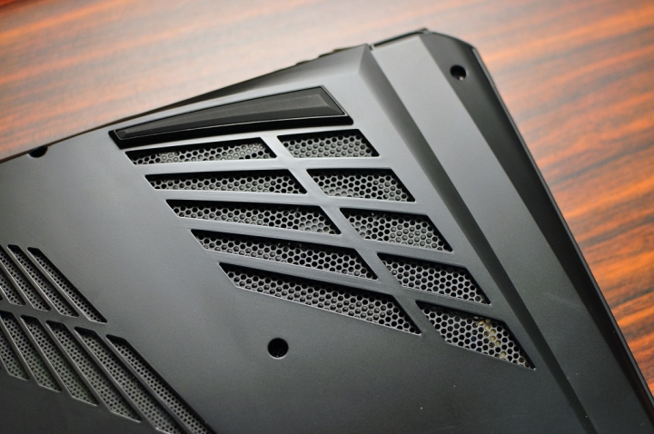 GIGABYTE P56XT,搭載RGB鍵盤,絢麗登場