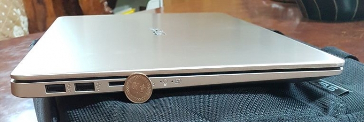 輕薄ASUS VIVOBOOK S15開箱