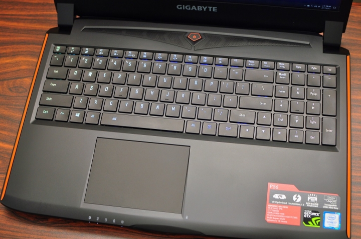 GIGABYTE P56XT,搭載RGB鍵盤,絢麗登場