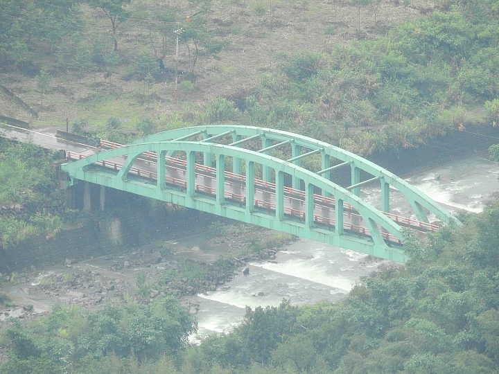 Nikon P900記錄大雨後的阿里山公路