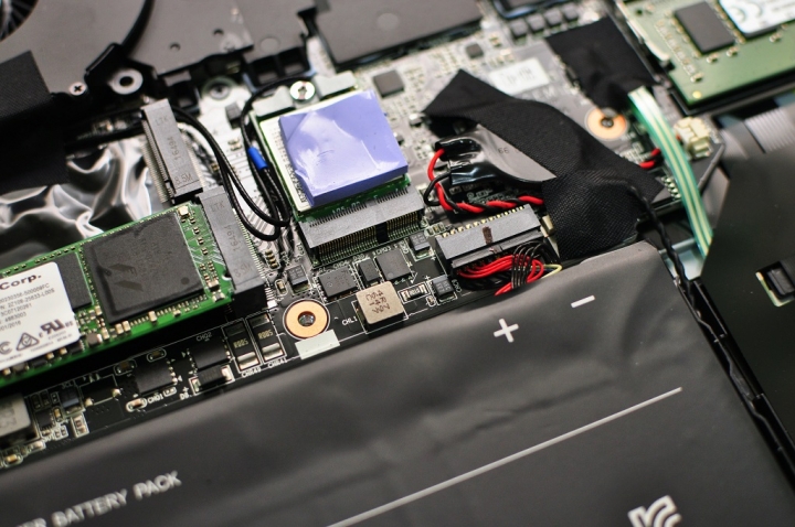 GIGABYTE P56XT,搭載RGB鍵盤,絢麗登場