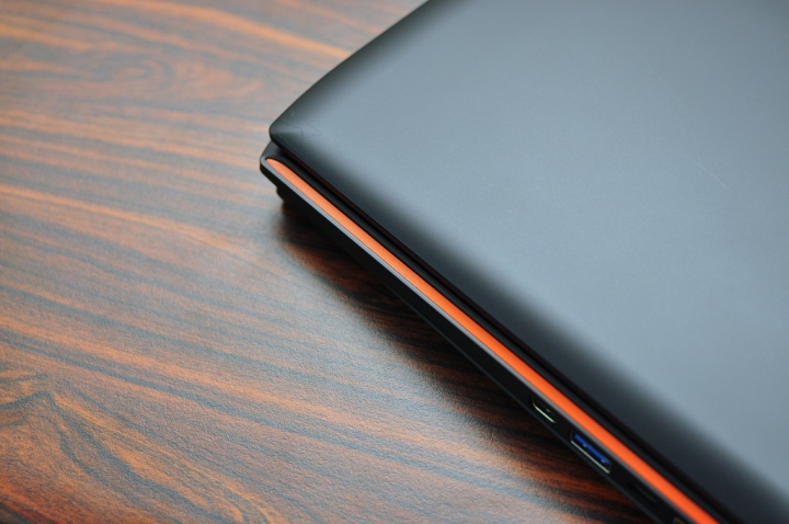 GIGABYTE P56XT,搭載RGB鍵盤,絢麗登場
