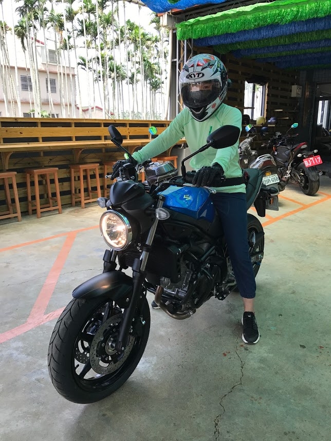 我不是SUZUKI控！SV650開箱