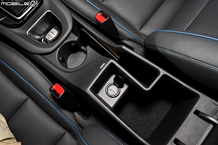 Prius頭號勁敵!Hyundai Ioniq Hybrid試駕報導