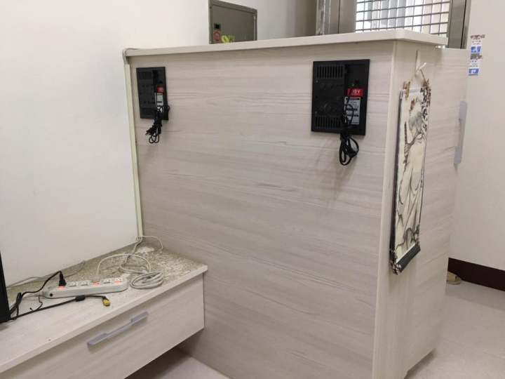 鞋櫃DIY變成防潮櫃