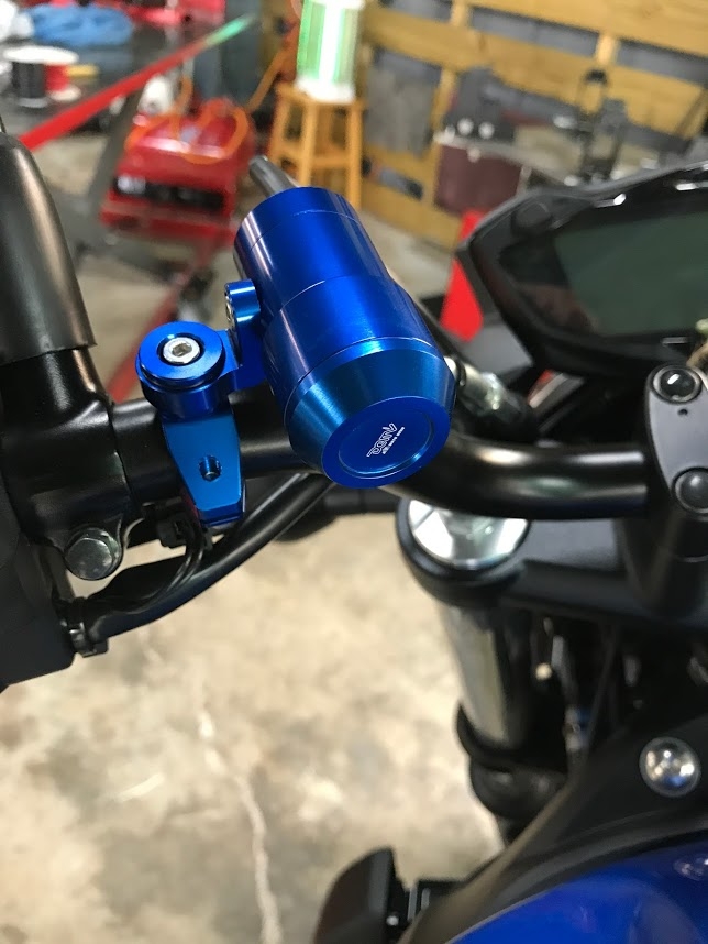 我不是SUZUKI控！SV650開箱