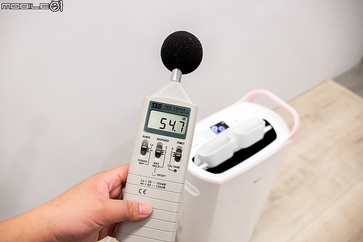 除溼烘乾一機多用!LG PuriCare 變頻除濕機(RD151QPC0)