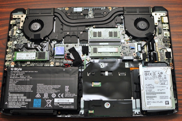 GIGABYTE P56XT,搭載RGB鍵盤,絢麗登場