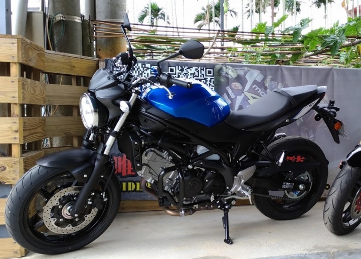 我不是SUZUKI控！SV650開箱