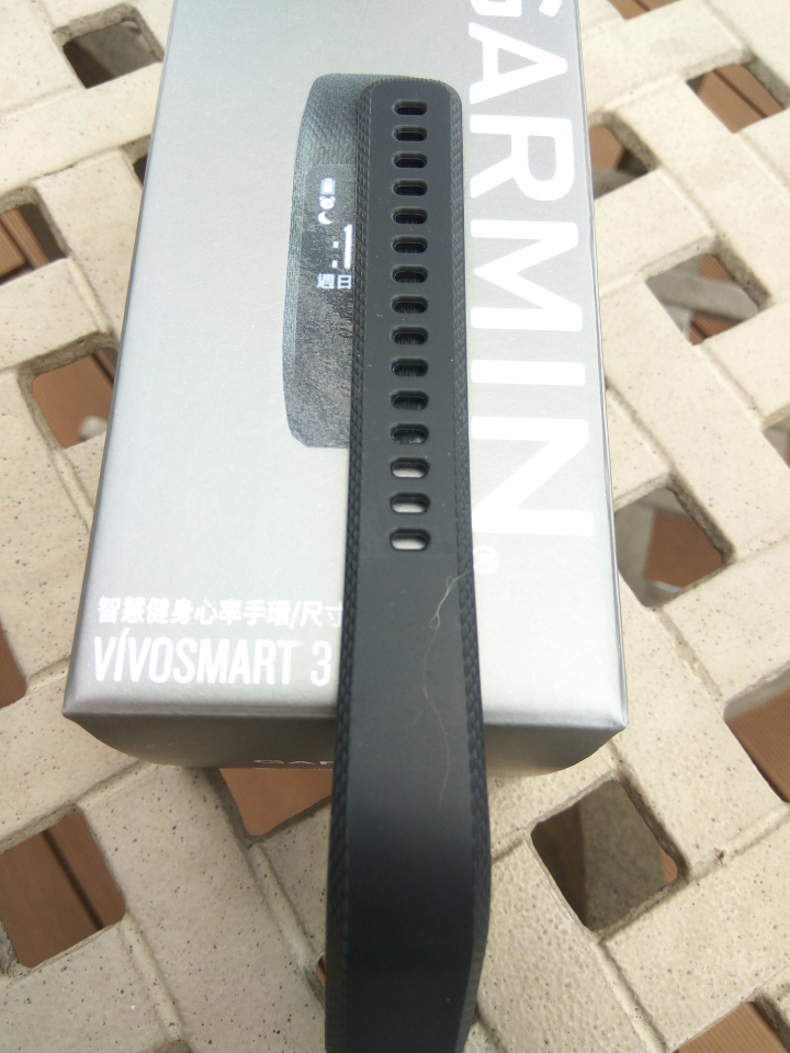 Garmin vivosmart 3 啟動改變,能量無限--前後代大PK