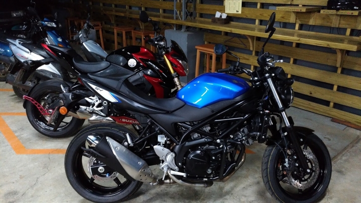 我不是SUZUKI控！SV650開箱