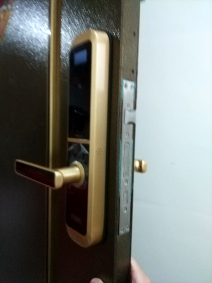 聯泰電子鎖開箱
