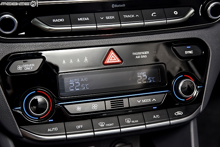 Prius頭號勁敵!Hyundai Ioniq Hybrid試駕報導