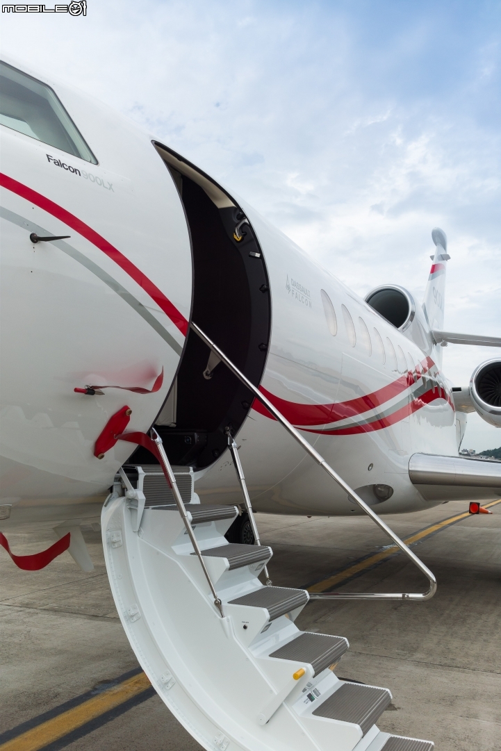 靜態試乘Dassault Aviation的Falcon 900LX