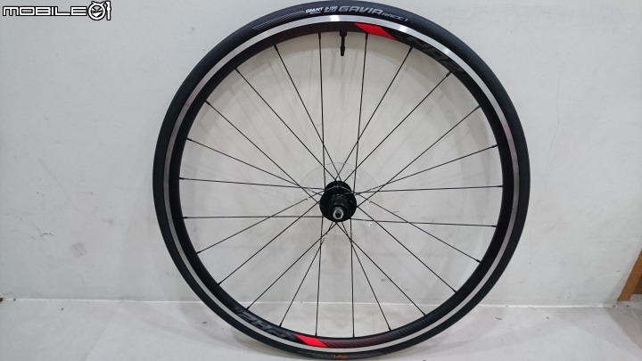 GIANT P-R2 公路車輪組(2018成車輪組) 支援 tubeless 外胎