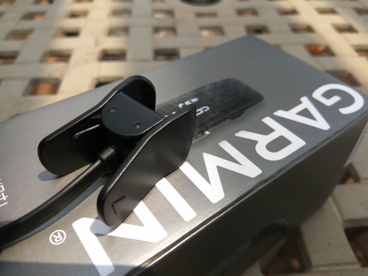 Garmin vivosmart 3 啟動改變,能量無限--前後代大PK