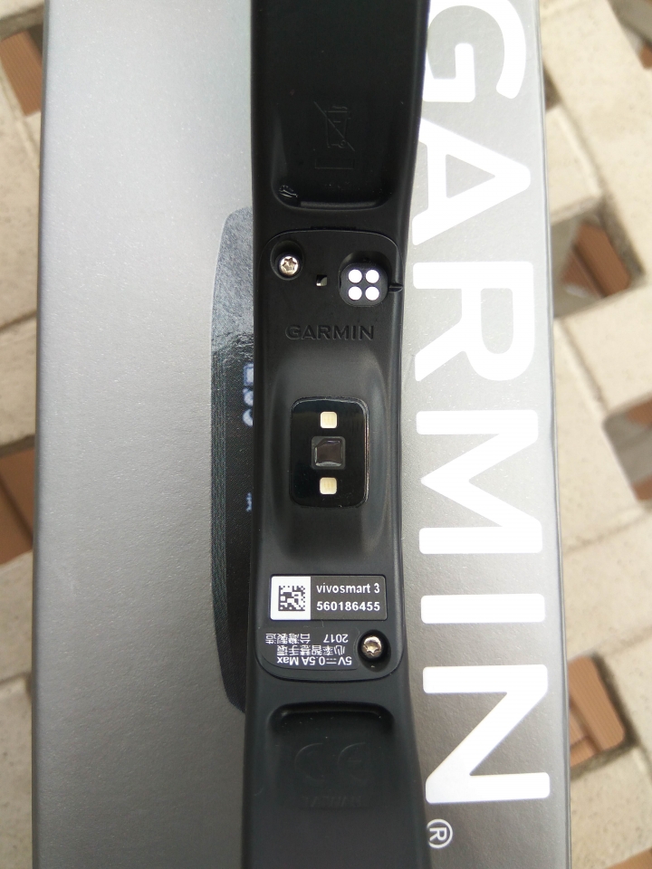 Garmin vivosmart 3 啟動改變,能量無限--前後代大PK
