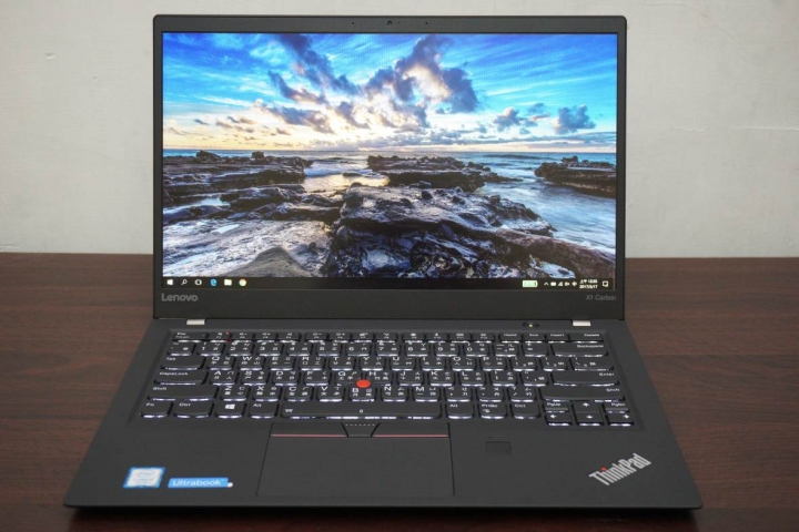 窄邊框設計--五代Lenovo ThinkPad X1 Carbon開箱