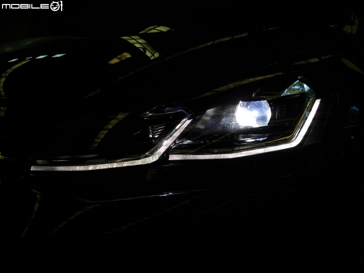 MK7.5 Golf Variant 280 TSI Highline金屬大西洋藍開箱