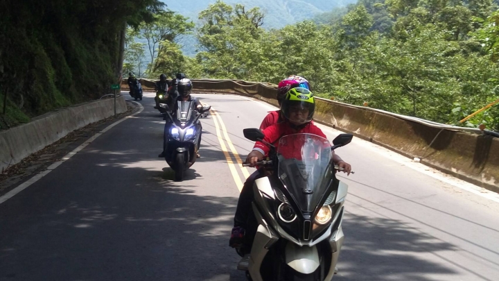 誤闖力行產業道路,真是慘裂道路,