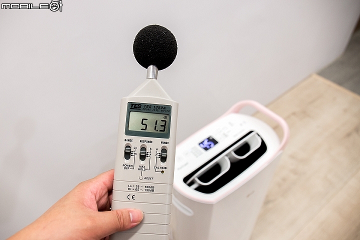 除溼烘乾一機多用!LG PuriCare 變頻除濕機(RD151QPC0)