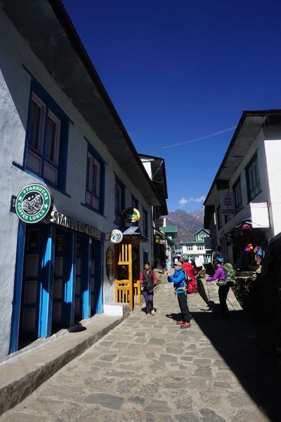 【世界之巔】聖母峰基地營+Island Peak 海拔6189m 冰攀訓練