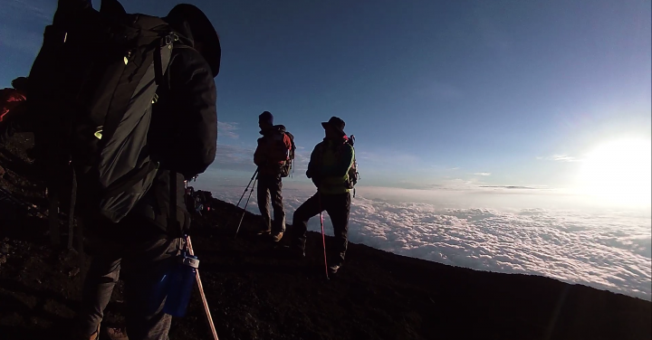 2017/07/11(二)-12(三) 登日本富士山 ( 3,776m )。