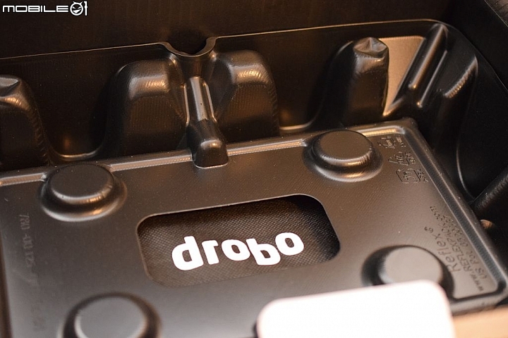 簡單易用,檔案資料保險箱 Drobo 5C DAS 開箱