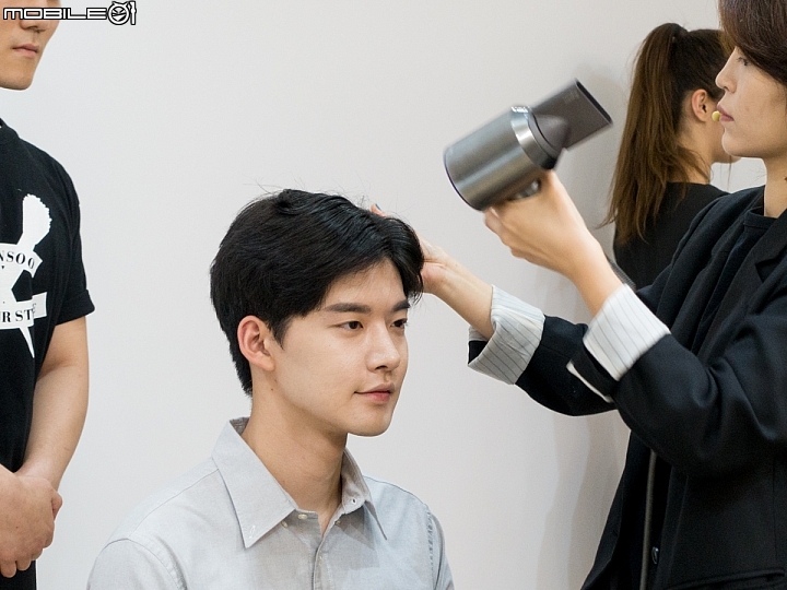 Dyson Supersonic 五分鐘OK!韓國男星正夯兩款瀏海造型