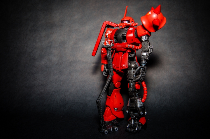 紅色彗星,夏亞出動場景,薩克原型機 ZAKUII BANDAI MG 1/100