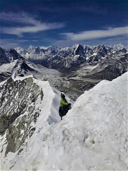 【世界之巔】聖母峰基地營+Island Peak 海拔6189m 冰攀訓練