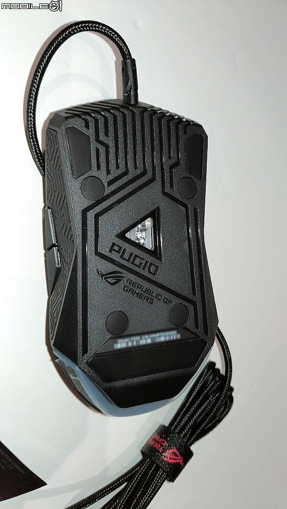 對稱的信仰 ASUS 敗家之眼 ROG Pugio 開箱