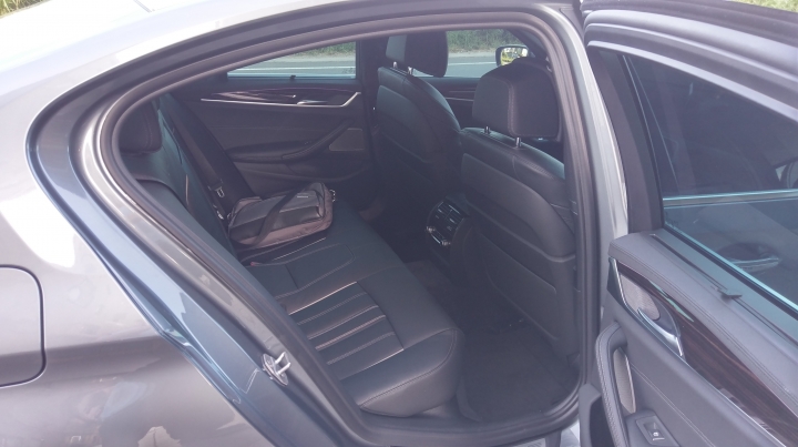 分享BMW G30