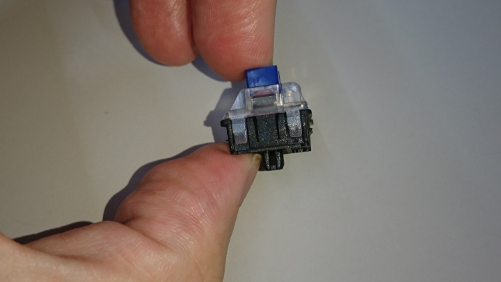 FOXXRAY曜光光軸電競鍵盤開箱